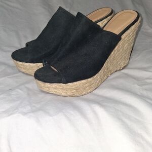 Elegant Black Wedge Espadrille Mules